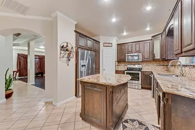 5715 Creekhollow Drive, Arlington, TX 76018 - Photo 12