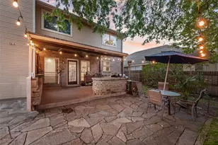 5715 Creekhollow Dr, Arlington, TX 76018 - Photo 4