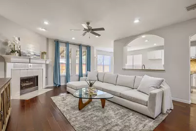 8121 Fountain Springs Drive, Plano, TX 75025 - Photo 2