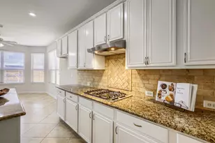 8121 Fountain Springs Dr, Plano, TX 75025 - Photo 8
