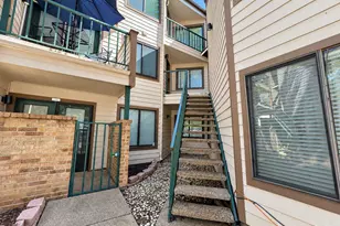 2311 Basil Dr, Arlington, TX 76006 - Photo 2