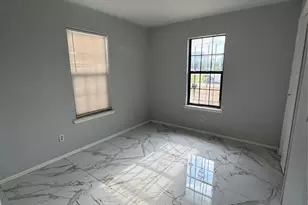 415 E 20th St, Waco, TX 76705 - Photo 12