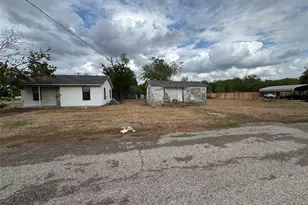415 E 20th St, Waco, TX 76705 - Photo 6