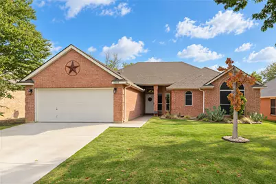 1808 Estates Drive, Mansfield, TX 76063 - Photo 2