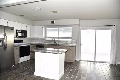 1001 Roky Court, Fort Worth, TX 76114 - Photo 6