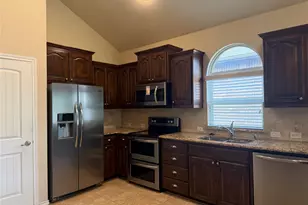 1220 Scott Dr, Weatherford, TX 76087 - Photo 8