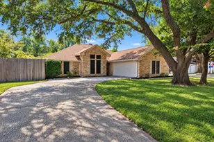 1107 Bayshore Dr, Rockwall, TX 75087 - Photo 1