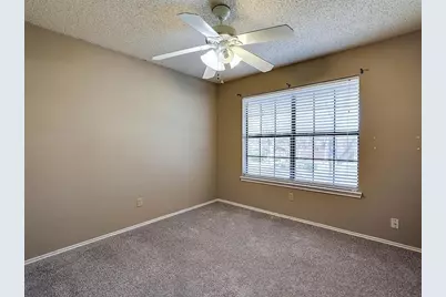 2209 Prairie Creek Trail, Garland, TX 75040 - Photo 14