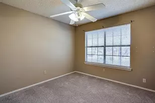 2209 Prairie Creek Trail, Garland, TX 75040 - Photo 14