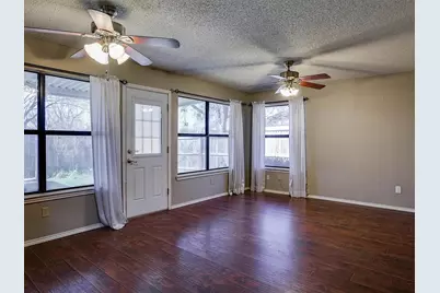 2209 Prairie Creek Trail, Garland, TX 75040 - Photo 8