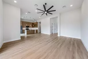 4581 N Shore Dr, The Colony, TX 75056 - Photo 8