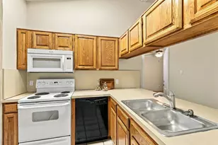 8028 Katie Ln, Watauga, TX 76148 - Photo 8