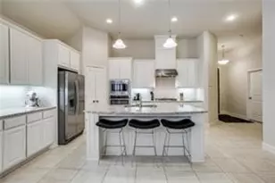 712 Wiltshire Blvd, Lewisville, TX 75056 - Photo 2