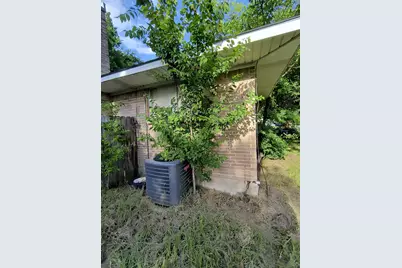 1211 Wolfe City Drive, Greenville, TX 75401 - Photo 22