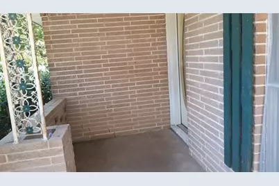 1211 Wolfe City Drive, Greenville, TX 75401 - Photo 6