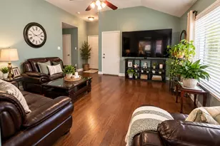 1605 Canary Island Ct, Dallas, TX 75217 - Photo 6