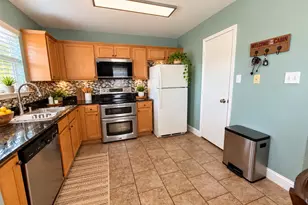 1605 Canary Island Ct, Dallas, TX 75217 - Photo 10