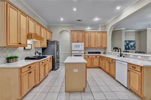 1302 Rosebriar Ln, Mansfield, TX 76063 - Photo 14
