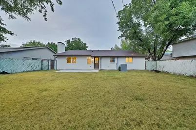 3206 Griffiths Drive, Irving, TX 75061 - Photo 28