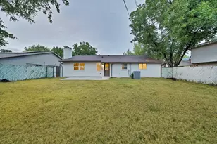 3206 Griffiths Dr, Irving, TX 75061 - Photo 28