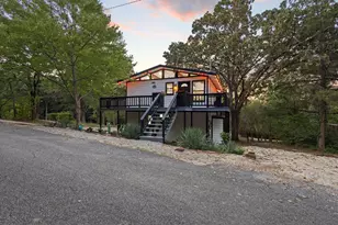 207 Wales Dr, Pottsboro, TX 75076 - Photo 1