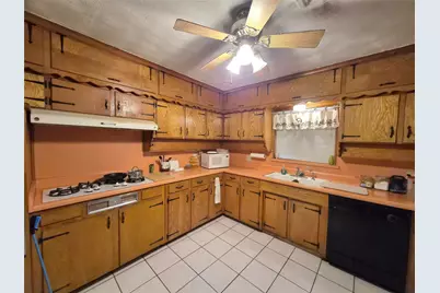 4221 Woodlake Drive, Lake Worth, TX 76135 - Photo 8