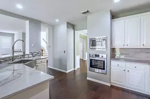 18747 Gibbons Dr, Dallas, TX 75287 - Photo 18