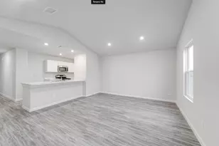 8001 Mesquite Trl, Granbury, TX 76048 - Photo 4