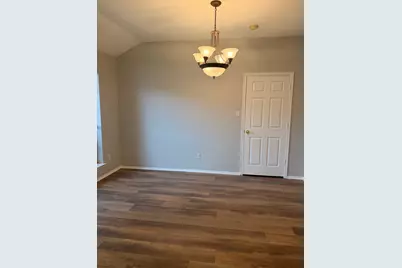 1619 Wintercrest Road, Grand Prairie, TX 75052 - Photo 2