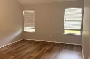 1619 Wintercrest Rd, Grand Prairie, TX 75052 - Photo 6