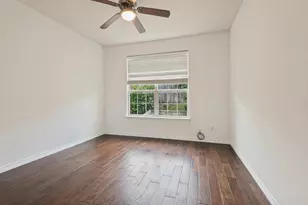 307 Moonlight Dr, Euless, TX 76039 - Photo 10