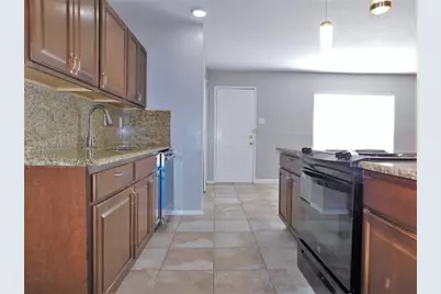 4937 Ward Drive, The Colony, TX 75056 - Photo 10