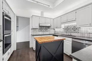 15539 Preston Rd, Dallas, TX 75248 - Photo 10