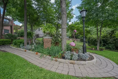 401 Canyon Creek Trail, Fort Worth, TX 76112 - Photo 4