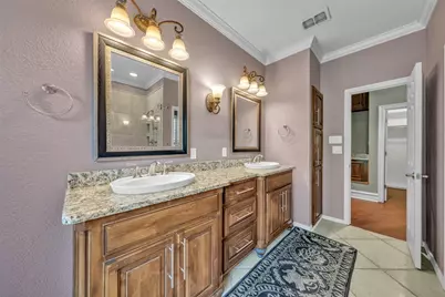 401 Canyon Creek Trail, Fort Worth, TX 76112 - Photo 16