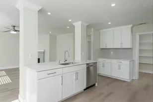 922 White Dove Dr, Arlington, TX 76017 - Photo 6