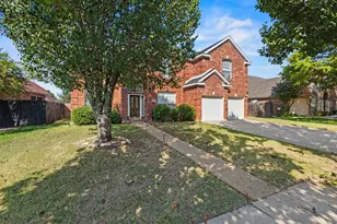 4227 Adam Dr, Grand Prairie, TX 75052 - Photo 2
