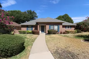 3709 Racquet Ct, Plano, TX 75023 - Photo 2