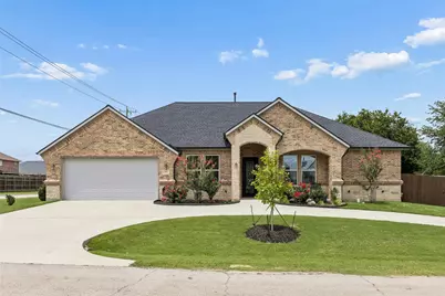 101 Sycamore Lane, Roanoke, TX 76262 - Photo 2