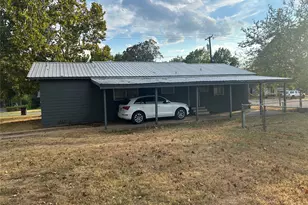 1608 W Kaufman St, Paris, TX 75460 - Photo 14