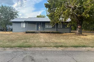 1608 W Kaufman St, Paris, TX 75460 - Photo 1