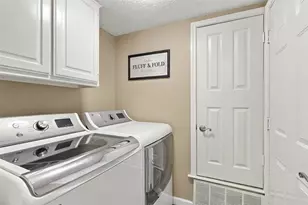 6036 Sundown Dr, Watauga, TX 76148 - Photo 12