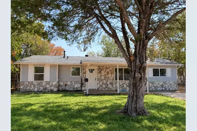 209 W Southern Avenue, Saginaw, TX 76179 - Photo 1