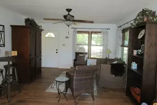 1311 Overlook Dr, Whitney, TX 76692 - Photo 10