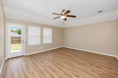 625 Horn Street, Crowley, TX 76036 - Photo 16