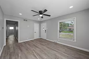 3677 Rockdale Dr, Dallas, TX 75220 - Photo 4