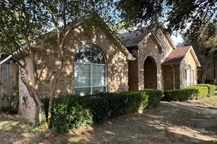 1239 Rivercrest Dr, Mesquite, TX 75181 - Photo 2