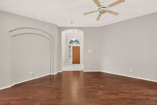 1239 Rivercrest Dr, Mesquite, TX 75181 - Photo 4