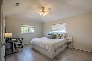 300 Sundance Cir, Irving, TX 75063 - Photo 34