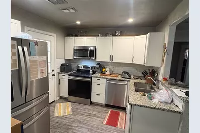 800 Lynda Drive, River Oaks, TX 76114 - Photo 2